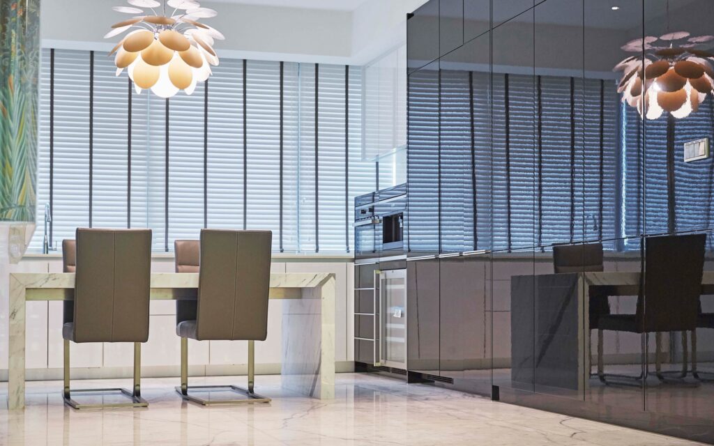 dining area with modern furniture