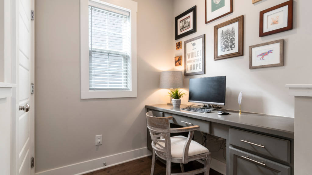 wall decor in home office