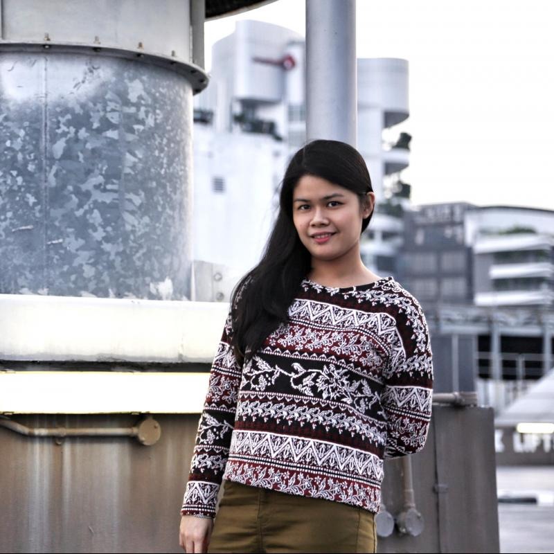 07. Rini_Visual Designer_LR